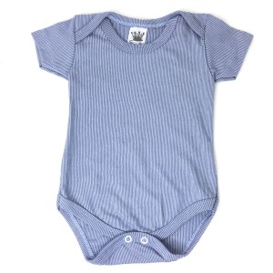 BODY MC LISO CANELADO -  (Campanha Ajudar é Amar - Doação)